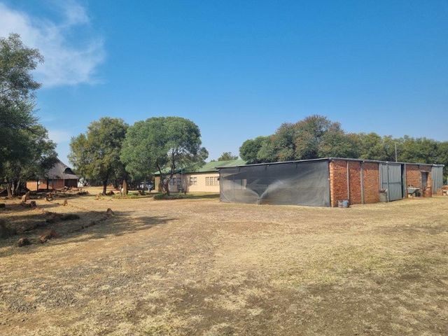 Commercial Property for Sale in Lindleyspoort North West